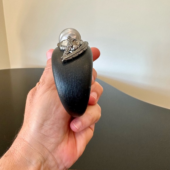 RARE Luxury Formal Authentic Alexis Bittar Lucite Crystal Baroque Pearl Bangle - Picture 10 of 17